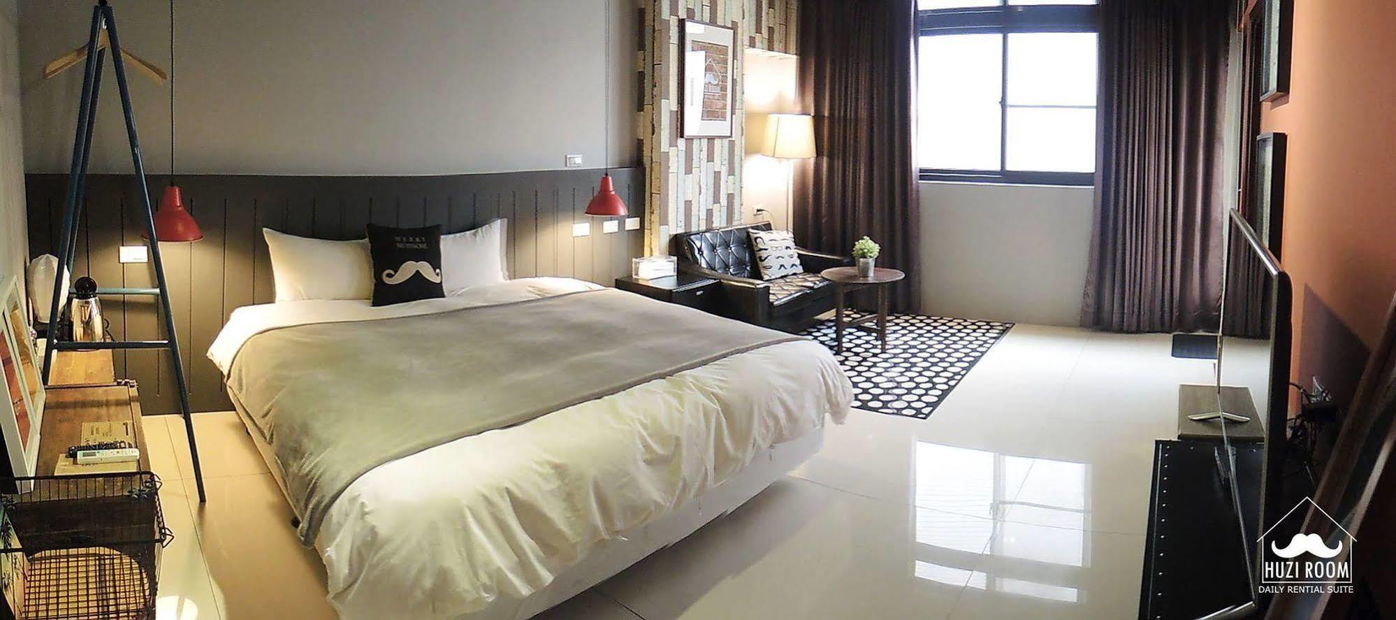 Huzi Room Tainan Extérieur photo