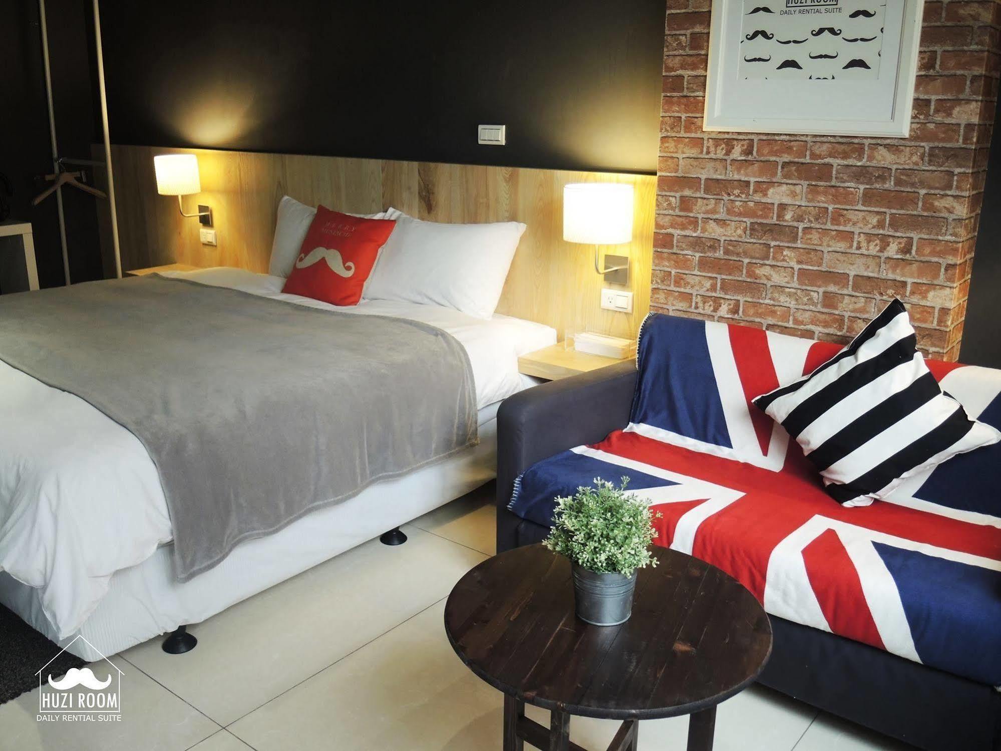 Huzi Room Tainan Extérieur photo